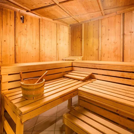 Gaestehaus Edelweiss 3*